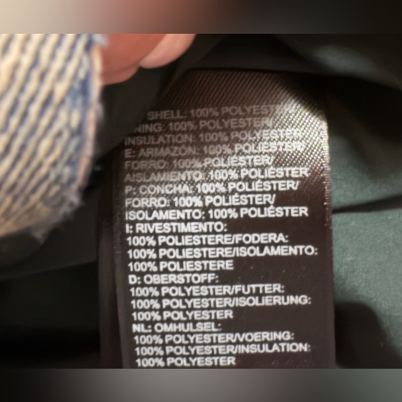 The North Face Women's Quilted Puffer Jacket - Dark Olive Green - Picture 6 of 10